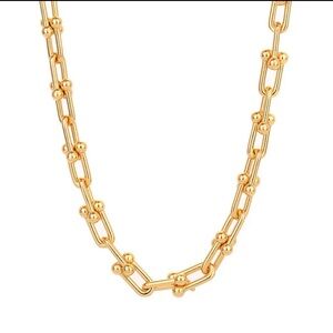 NEW! 18k gold plated Sterling Silver U horseshoe Hardwear link Necklace!